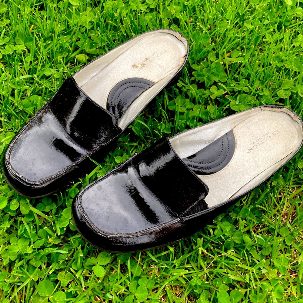 Black patent mules
